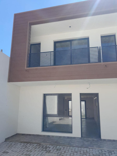 Complejo Duplex De 3 Y 4 Ambientes A Estrenar En Ituzaingó