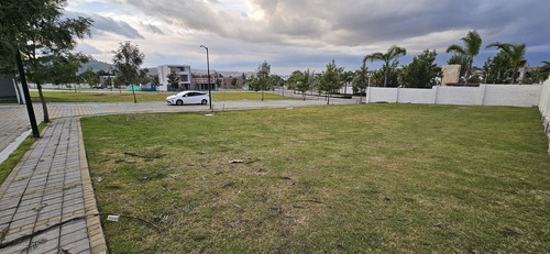 Terreno En Venta En Cluster Parque Capri, Lomas De Angelópolis.
