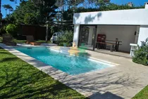 Comprar Hermosa Casa Gran Parque Con Piscina Climatizada Y Parrillero - Ref : Eqp4361