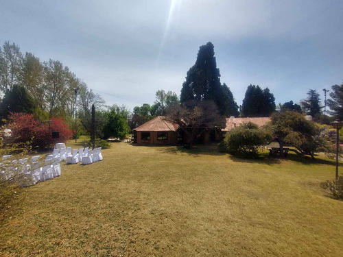 Salon De Eventos A La Venta Bermejo Guaymallen