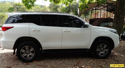 Toyota Fortuner 2.4l Sr Tp 2.4cc Td 7ab 4x2 2023