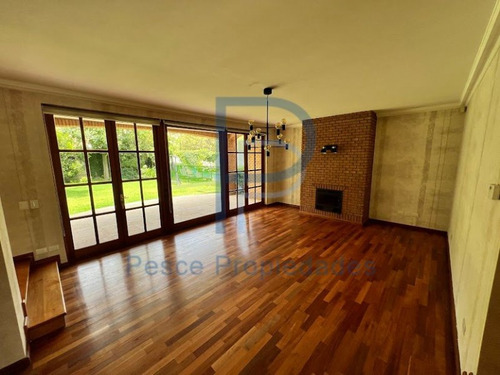 Excelente Casa Inglesa En Condominio Santuario Del Valle