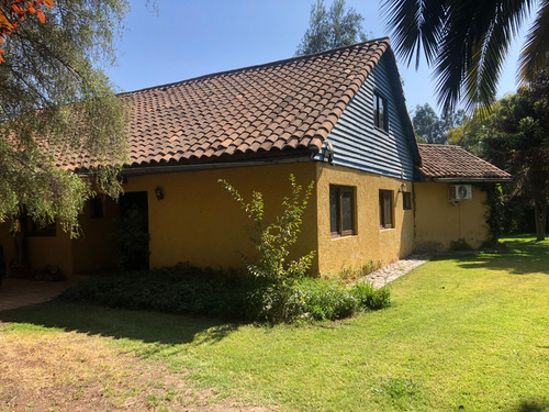 $1.400.000, Casa 140m2, 3500m2 Terreno, 3 Dorm +2 Baños
