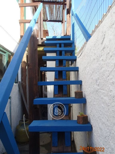 Imagen 2 de 11 de La Casa Del Caminante Planta Alta Al Fondo En Aguas Dulces