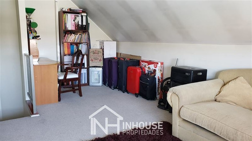 Casa En Venta De 4 Dormitorios En Maipú