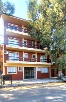 Departamento Dos Ambientes A 4 Cuadras Del Mar, Impecable.