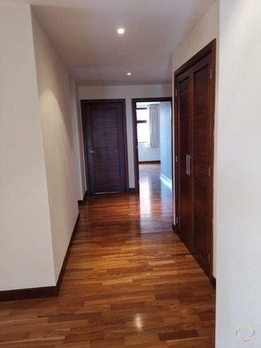 Imagen 7 de 8 de Apartamento En Alquiler En Zona 10
