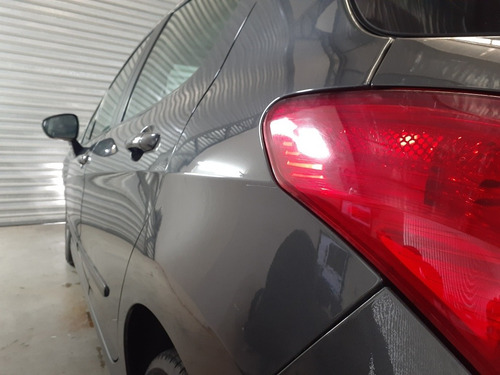 Peugeot 308 1.6 Feline Hdi 115cv 2012