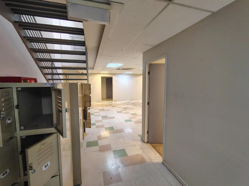 Bodega En Arriendo En Ñuñoa Vicuña Mackenna Con Matta 990m2