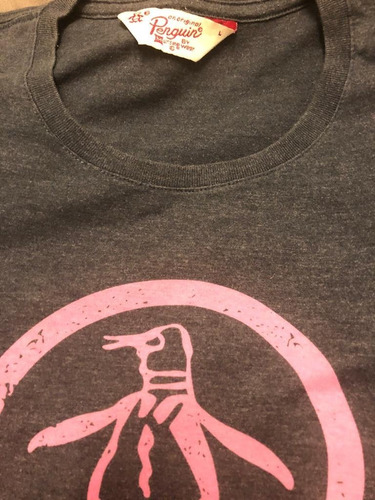 Remera Penguin Basic Stamp Logo Tee Invierno 20