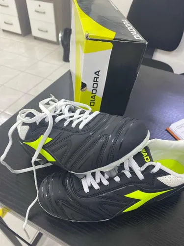 Zapatos de fútbol top diadora mercadolibre zara
