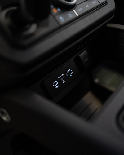 Land Rover Defender 2.0 110 P400E Hse X-Dynamic