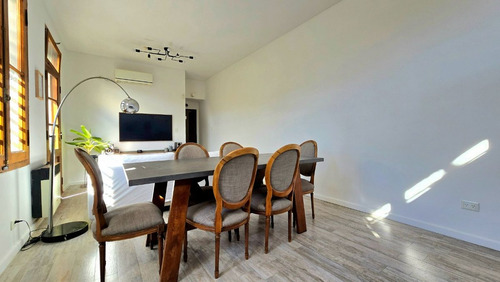 Venta Hermoso Ph 3 Amb. Entrada Indep. V. Urquiza.