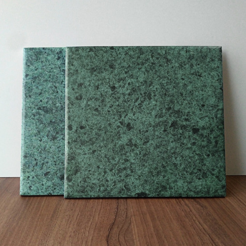 Imagem 3 de 4 de Porcelanato Hijau Gabriella A 20x20 Hij/vdmt