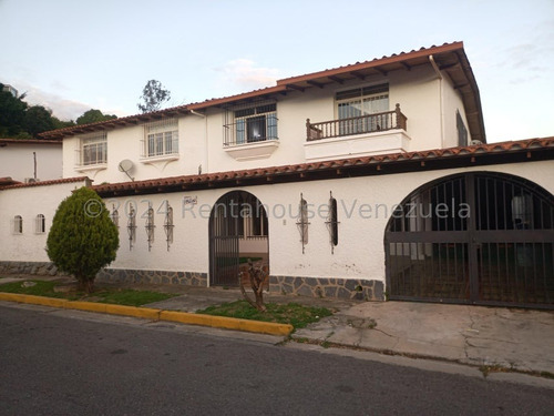 Casa En Venta En Macaracuay Caracas 24-23204