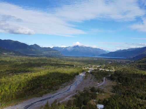 Macrolotes Con Río A 40 Minutos De Puerto Montt