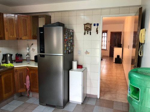 Casa 4 Ambientes En Vicente Lopez