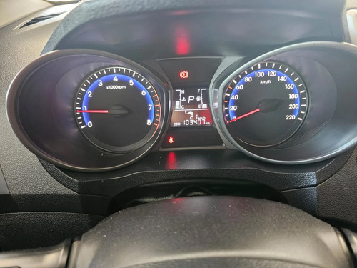 Hyundai HB20X 1.6 16V STYLE FLEX 4P AUTOMÁTICO