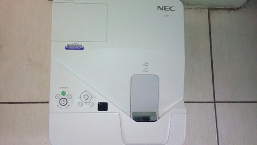 Proyector Nec Tiro Ultra Corto Np-um330x (Usado)