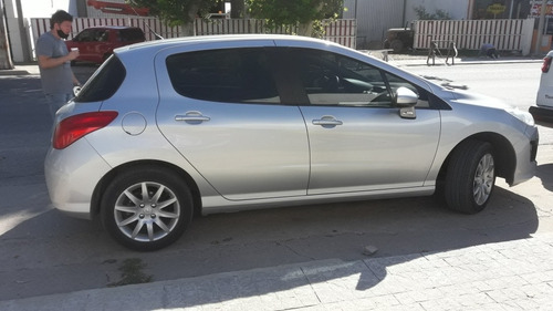 Peugeot 308 1.6 Active 2014