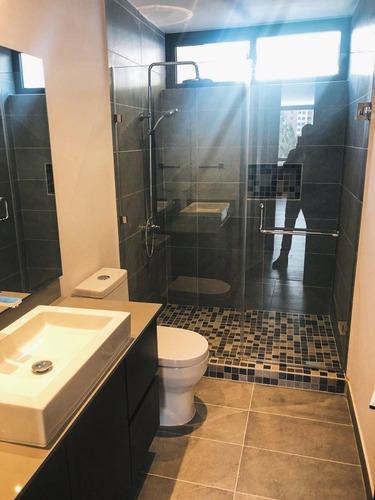 Imagen 4 de 9 de Venta De Apartamento En Avenida Las Américas