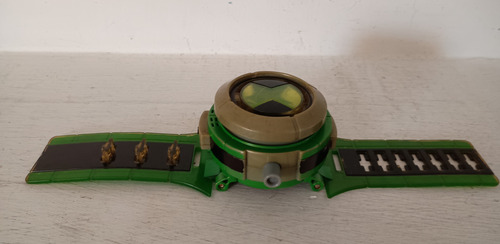 Reloj Ovmitrix Ben 10 Últimate Solo Luz Bandai 2008 Verde (Usado)