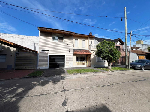 Casa En Venta En Ramos Mejía