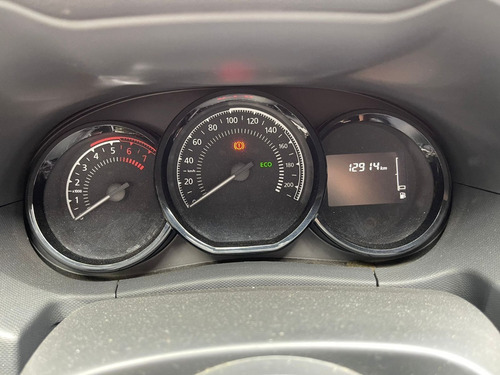 Imagen 11 de 12 de Renault Duster Dinamique 2.0 Automática 4x2