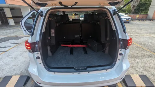 Fortuner 2.4 Sr, Diesel 4x2, Automatíca. Placa Termina En 4.