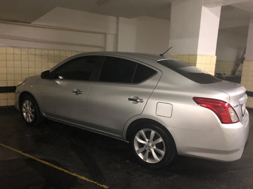 Nissan Versa Advance Mt