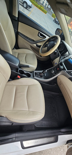 Hyundai Elantra 1.8 Limited Tech At