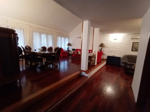 Imagen 3 de 20 de Vendo Casa 4 Dorm En Zona Cerro