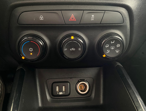 Chevrolet Onix 1.0 LS At