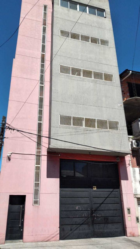 Imagen 2 de 6 de Galpon De 1.500 Mts2 C/ Oficinas, Montacarga, Baños, Vest