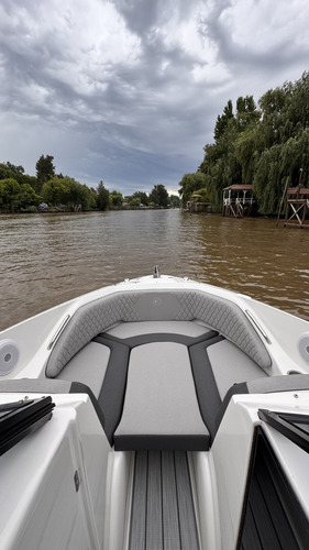 Klase A 235 (2023) - Mercury 250 Hp (5hs)