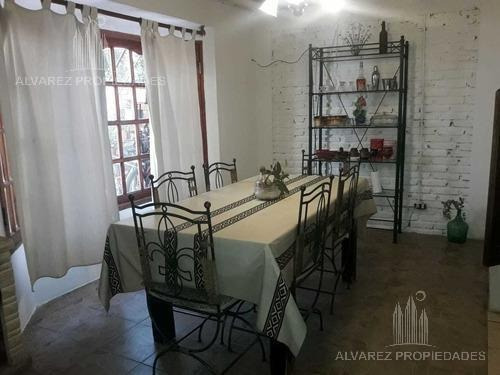 Imagen 4 de 14 de Casa 3 Ambientes Venta Moreno Barrio Cerrado La Fiaca