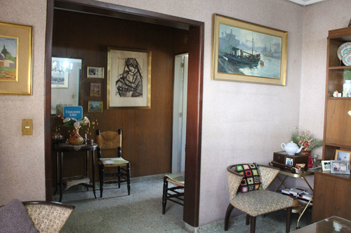 Imagen 2 de 20 de Venta Casa Con Cochera Y Local. Oportunidad! Wilde