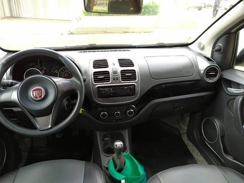 Fiat Grand Siena 1.4 Mpi Attractive 8v Flex 4p Manual