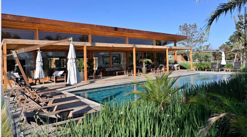 Increíble Casa En Venta En Barrio Huertas De Los Horneros (t4)