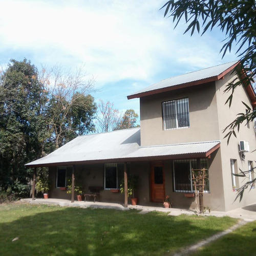 Casa - Lomas Del Río Luján