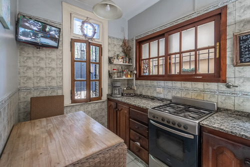 Casa Dúplex 4 Ambientes Venta Flores Con Terraza Y Quincho