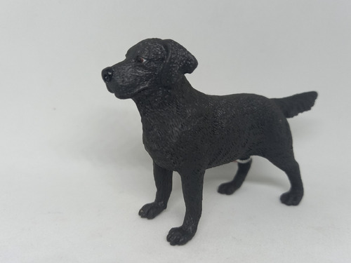 Figura De Perro Labrador Retriever Marca Collecta (Usado)