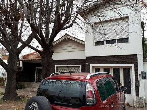 Imagen 2 de 24 de Casa - Ituzaingó