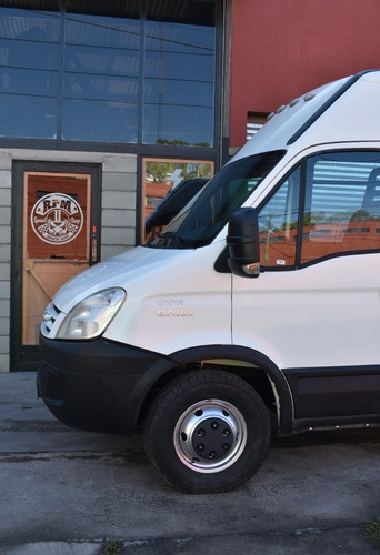 Imagen 1 de 15 de Minibus Iveco Daily 16 Pasajeros