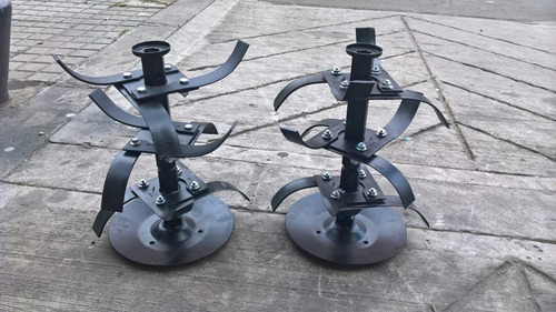 Imagen 8 de 8 de Kit Motoazada Ducati7000+ Rotovator + Surcadora + Arado Fijo