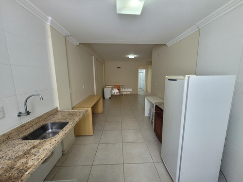 Imagem 12 de 15 de Apartamento 01 Dormitório Para Alugar No Centro De Santa Maria Com Elevador E Garagem No Ed Barcelona - 996519