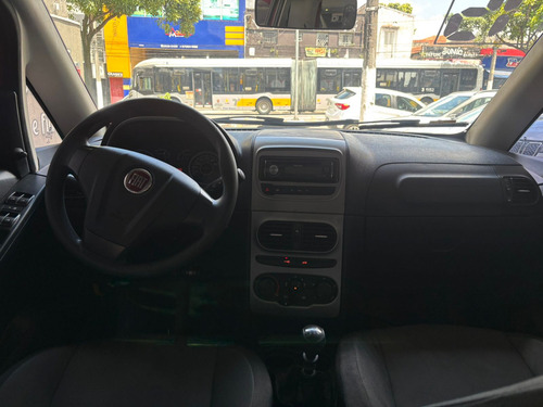 Fiat Idea Idea Attractive 1.4 8V (Flex)