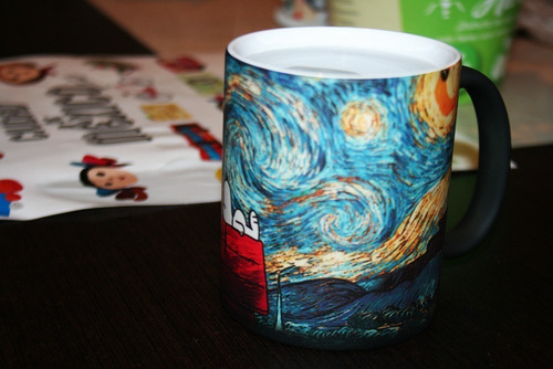 Imagen 3 de 3 de Taza Mágica Y Mouse Pad Snooy Noche Estrellada