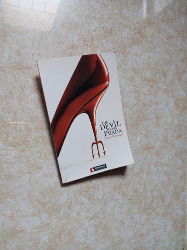 Livro - The Devil Wears Prada (Usado)