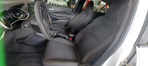 Chevrolet Onix plus 1.0 Lt Turbo 4p